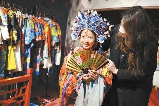 霸王别姬难度版下载苹果:国潮集市 兔跃天街